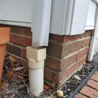 https://www.75gutterclean.com/wp-content/uploads/2021/03/Riser-pip-repair-320x320.jpg